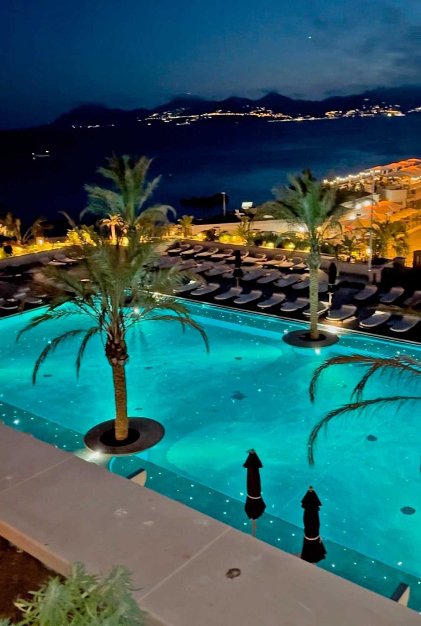 Luxury Family 2Br - Prime Location, Walk To Beach & Shopping, Sunny Balcony - Totolulu Cannes Hoche Eksteriør billede