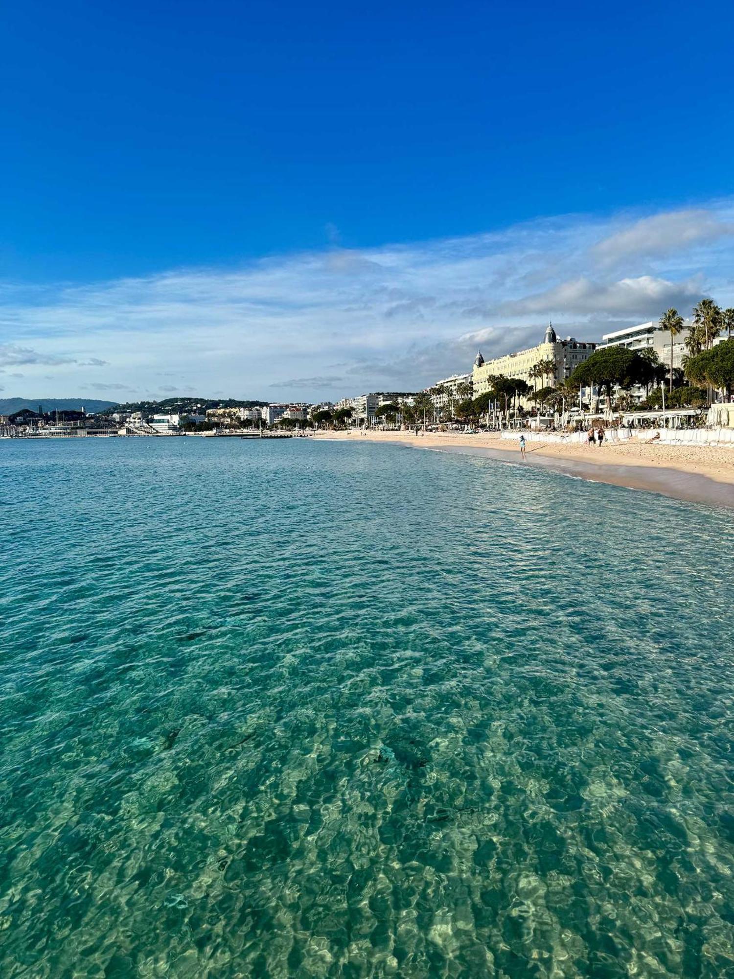 Luxury Family 2Br - Prime Location, Walk To Beach & Shopping, Sunny Balcony - Totolulu Cannes Hoche Eksteriør billede