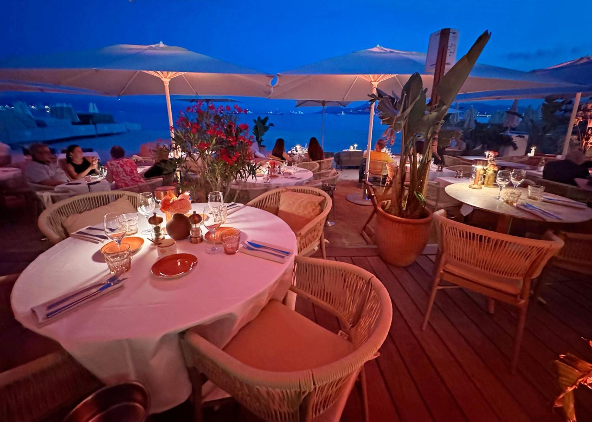 Luxury Family 2Br - Prime Location, Walk To Beach & Shopping, Sunny Balcony - Totolulu Cannes Hoche Eksteriør billede